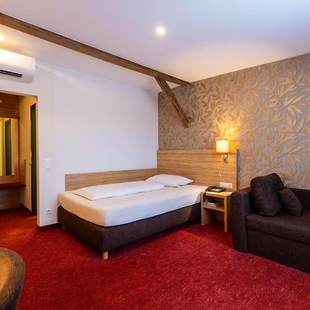 פולדה Hotel Lenz מראה חיצוני תמונה